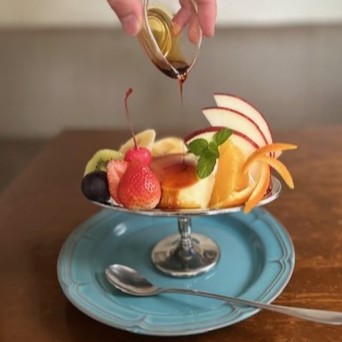 栗のクレープバニラアイス添え